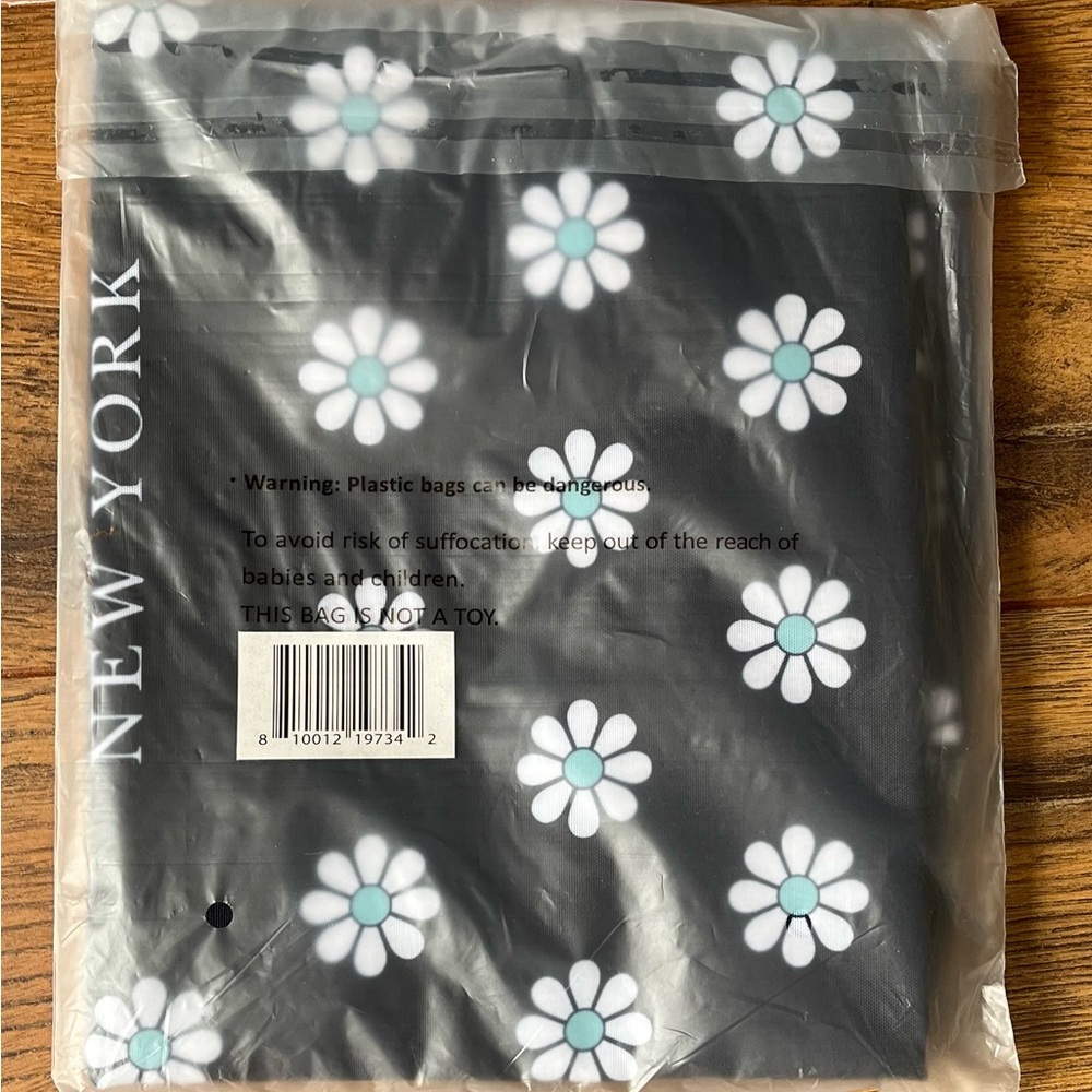 New Kate Spade Tote Navy White Daisies 25" x 15" XLarge Shopping Tote - Picture 4 of 4